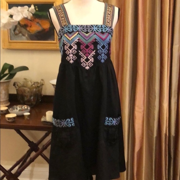 Embroidered Cotton Sundress by BCBGMaxAzria - Size 6 - Picture 3 of 7